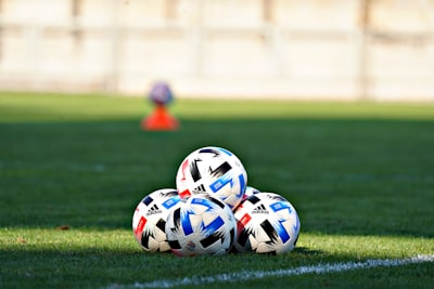 الزمالكضدالأهليمواجهةناريةفيكرةاليد
