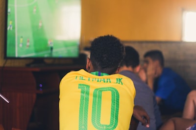 الناديالأهليالسعوديوناديالعينقصةالتنافسوالتميزفيكرةالقدمالعربية