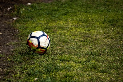 الكاف يعلن تغيير ملاعب كأس الأمم الأفريقية بسبب سوء الأحوال